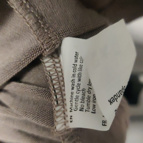 Blouse with choker detailing - Picture 6 of 7